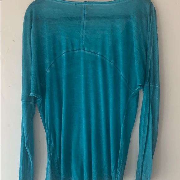 Threads for thought top - Picture 3 of 3